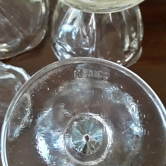 Vintage Sundae/Dessert Glasses - Set of Five - Made in Mexico - Picture 7 of 7